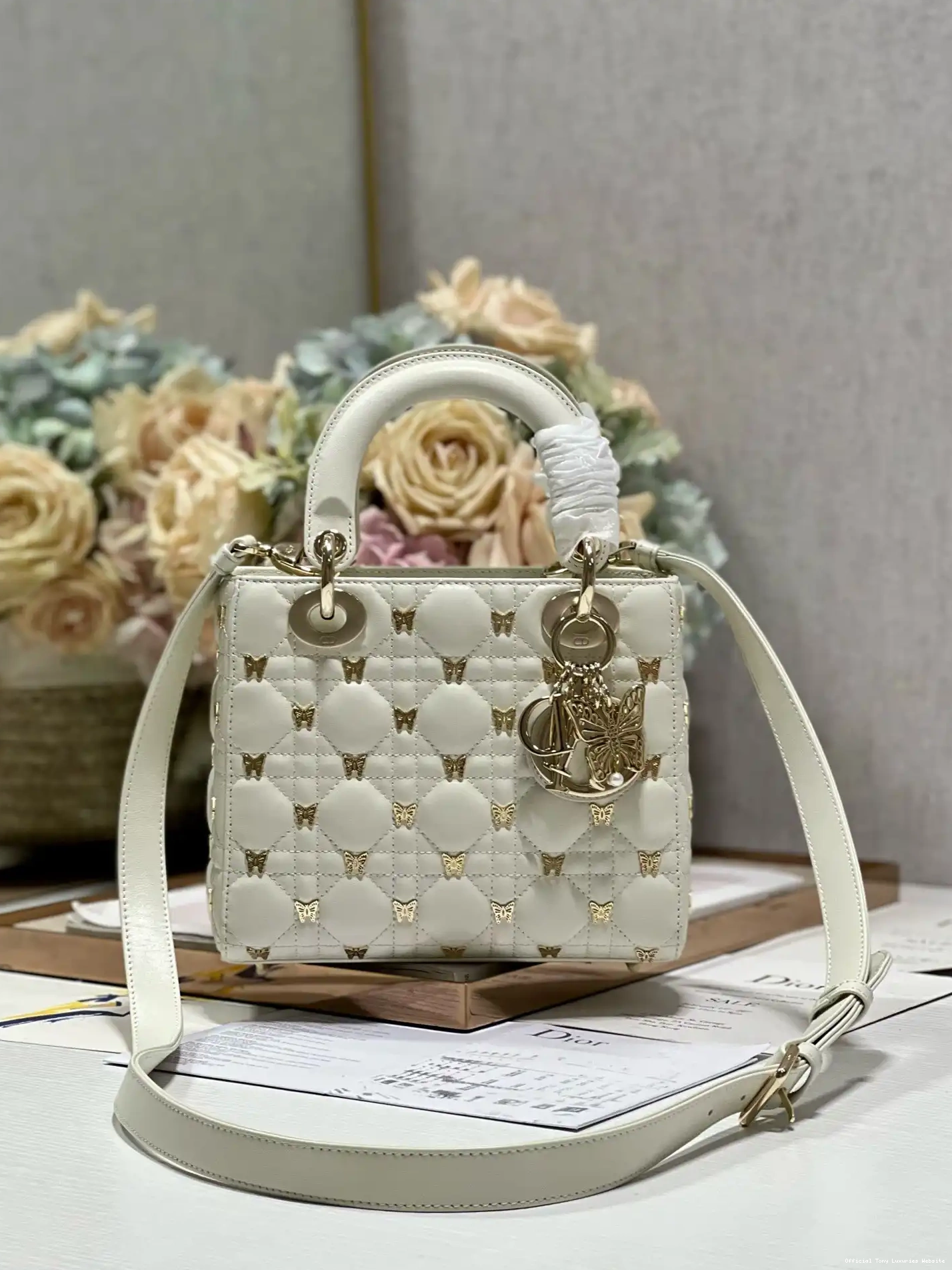 Tony Luxuries LADY DI0R-20CM 0611